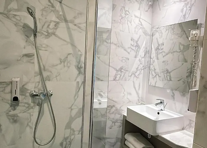 Hotel New Gare Du Nord 2*
